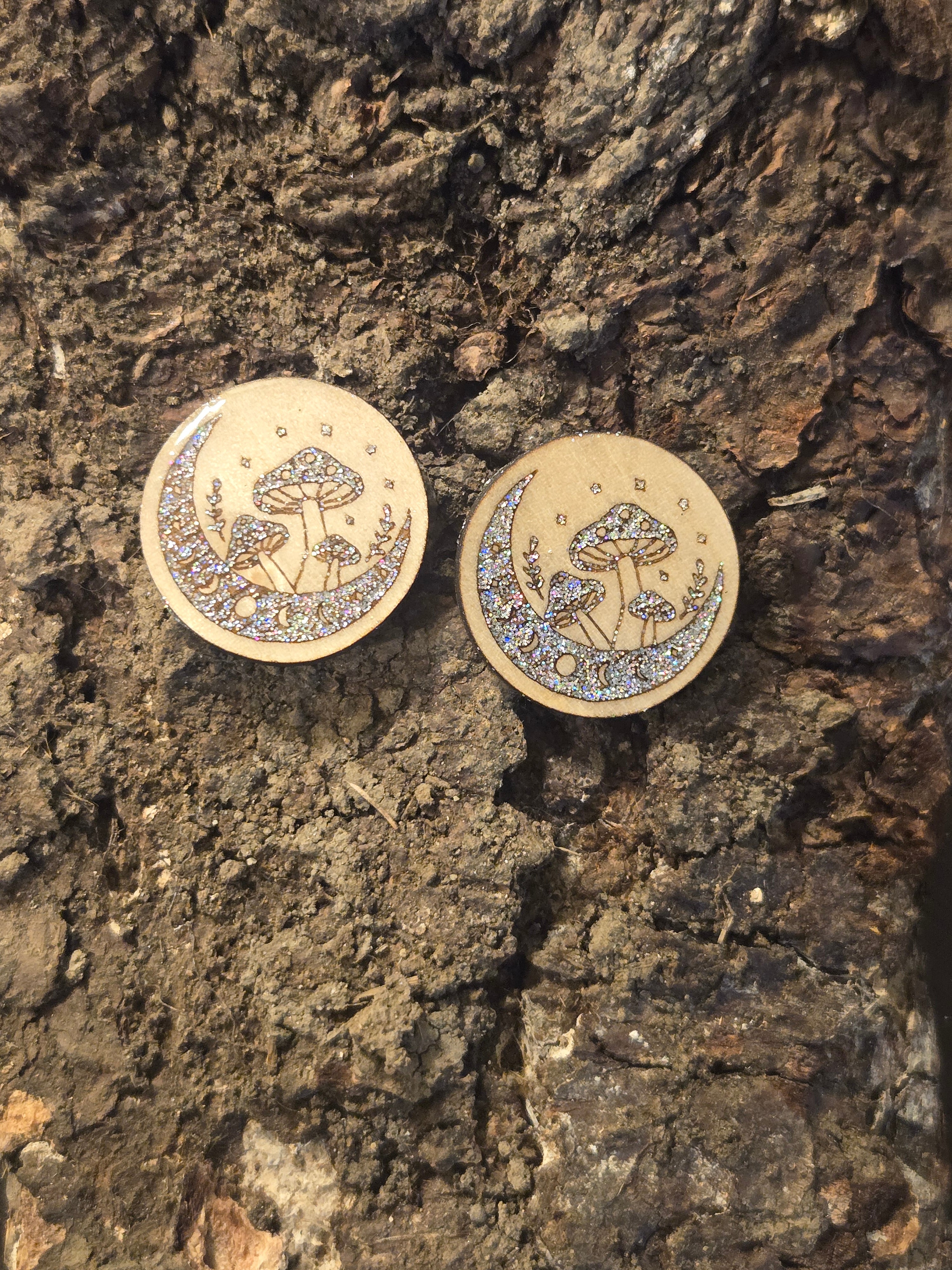 Lunar Fungi: Sparkling Mushroom Moon Pin/Magnet