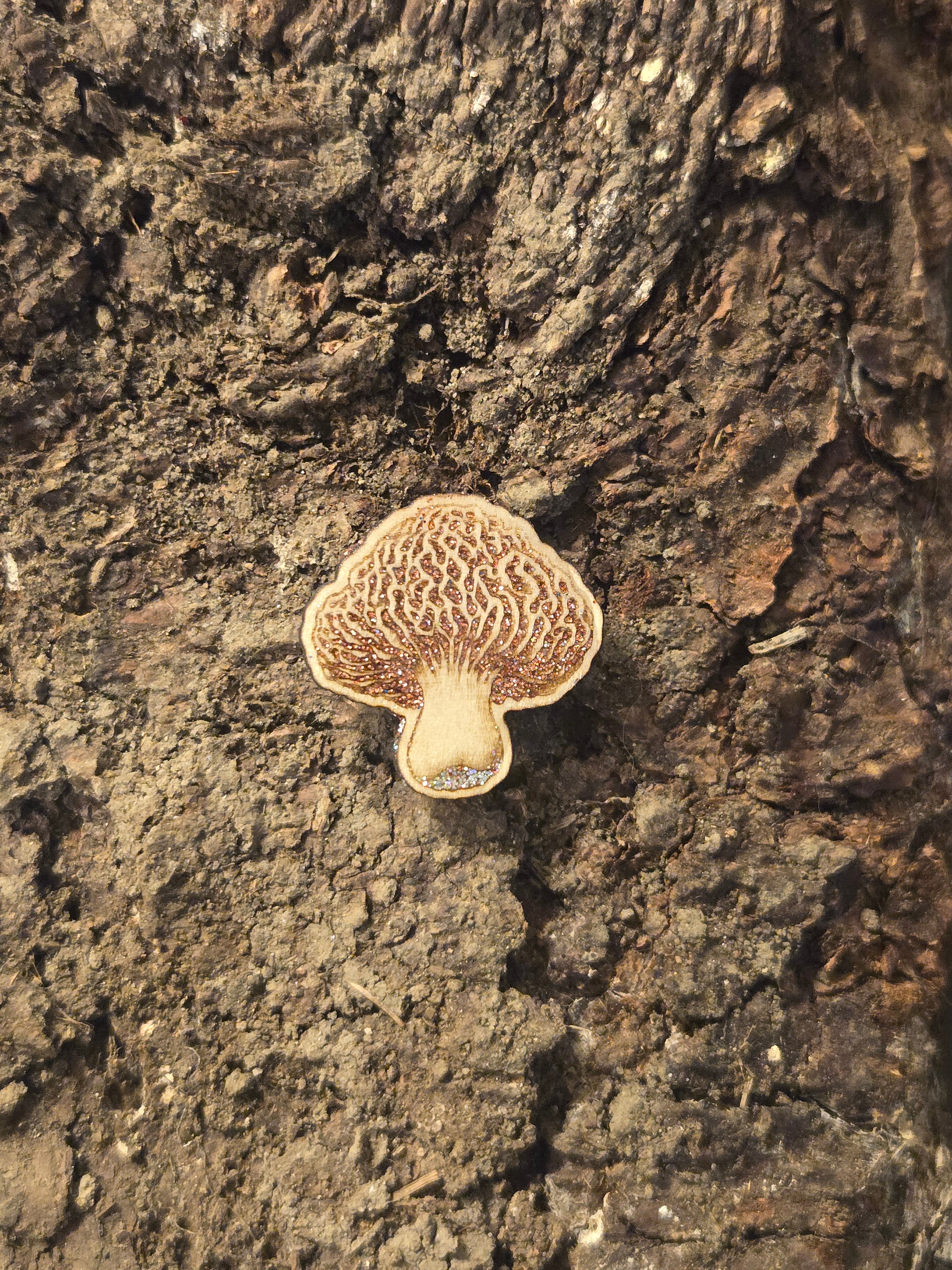 The Enchanter's Cap: Morel-Inspired Glitter Pin/Magnet